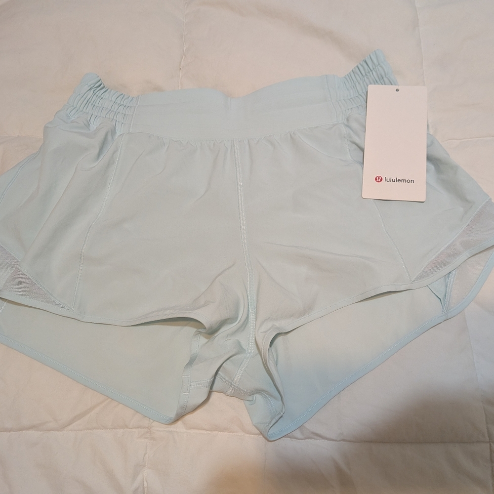 Lululemon Hotty Hot HR short 2.5 Nwt